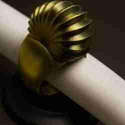 Lantern ring