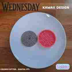 🪟 Gothic Window Cookie Cutter –Kawaii Wednesday Design