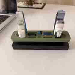 USB Flash Drive, SD Card, MicroSD Holder