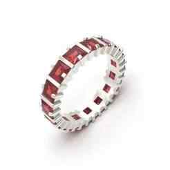 Ring with square stones in a circle