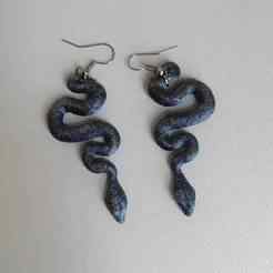 Snake earrings with texture!