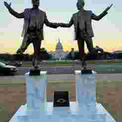 Trump & Epstein - 'Best Friends Forever' Statue (miniature)