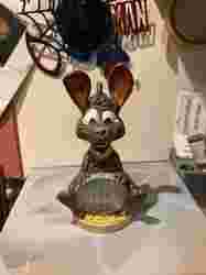 Bir ruble üzerinde tavşan