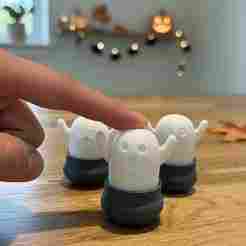 BooFlex III – Trio Ghosts in a Cauldron Clicker
