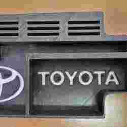 Armrest organizer Toyota Yaris