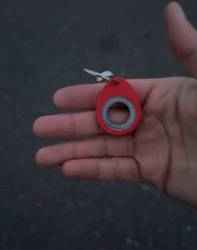 Egg spinner keychain