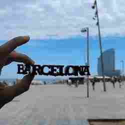 Text Flip - Barcelona
