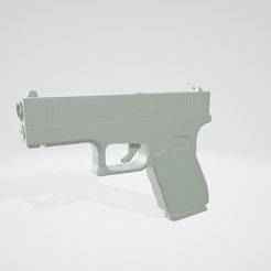 \ Falcon Tactical 9x19 – Ultra-Detailed 3D Pistol for Collectors, Cosplay & Tactical Simulation