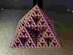 Wicked Vase Mode Sierpinski Pyramid Fractal | Level 4