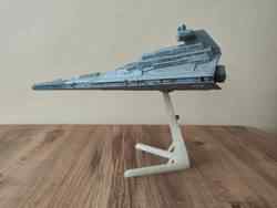 Display_stand_for_Star_destroyer