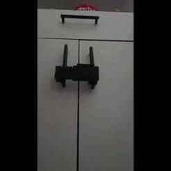 Child door lock
