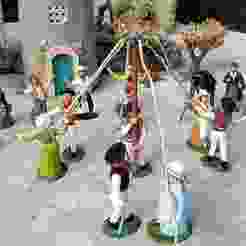 Dance of the cordelles with santons 7cm