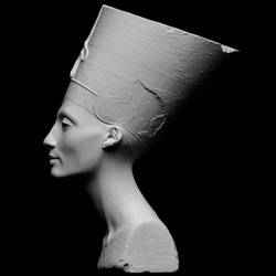 Bust of Nefertiti at the Neues Museum, Berlin