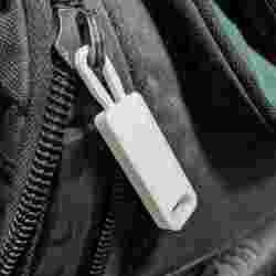 Universal Zip Toggle [with hooks]
