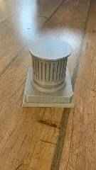 StojÃ¡nek a dÅ¯lkovaÄ na vosÃ­ hnÃ­zda