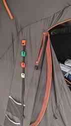 System of multifunctional magnetic buckles (hooks, containers). System wielofunkcyjnych sprzÄczek (haczykÃ³w, pojemnikÃ³w) magnetycznych