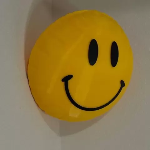 SMILEY FACE BALLOON
