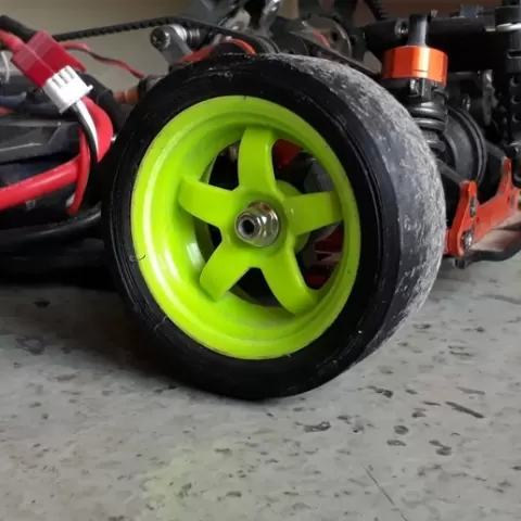 RC drift tires for simple counter steering