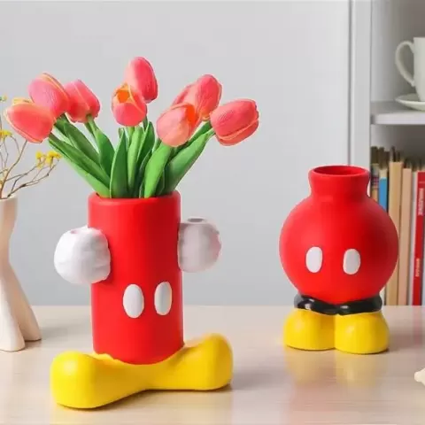 Mickey Mouse Themed Vases - Cahdesigner