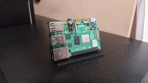 Raspberry Pi stand