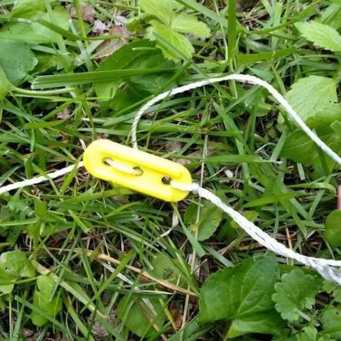 String tensioner