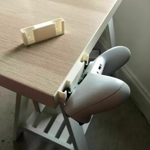 Discrete Xbox Controller multifunctional holder