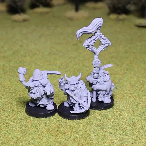 CG Dwarf Crossbowmen by MOMminiatures