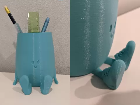 Pen Holder