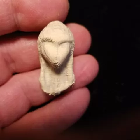 The Venus of Brassempouy, ANCIENT PALEOLITHIC FEMALE FIGURINE