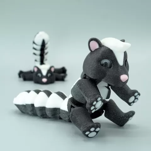 Articulated Skunk by McGybeer