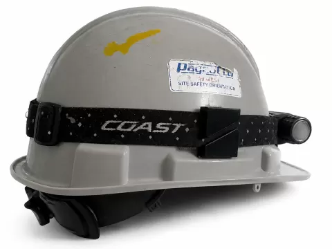 Hardhat Lamp Clip