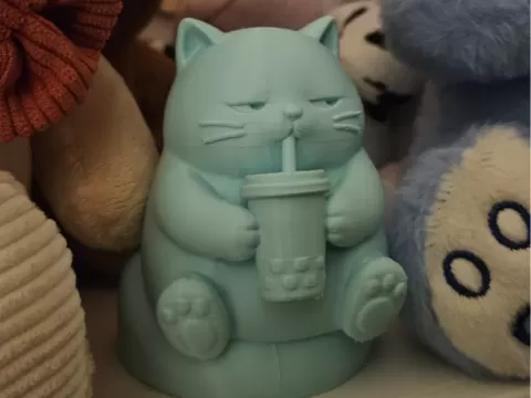 Grumpy cat figurine