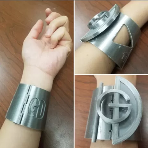 Green Dolphin Street Prison Cuff - Jojo 's Bizarre Adventure Part 6 : Stone Ocean by ICosplayInsanity