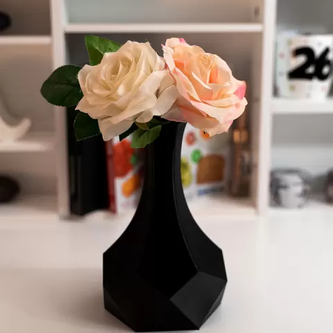 Table Top Vase by Muhammad Bilal Butt