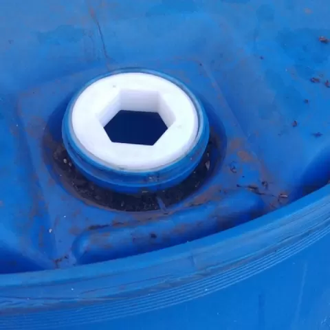 Threaded Drum Plug by Stuart Ferguson