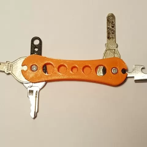 Easy keychain by Kevin Thomas