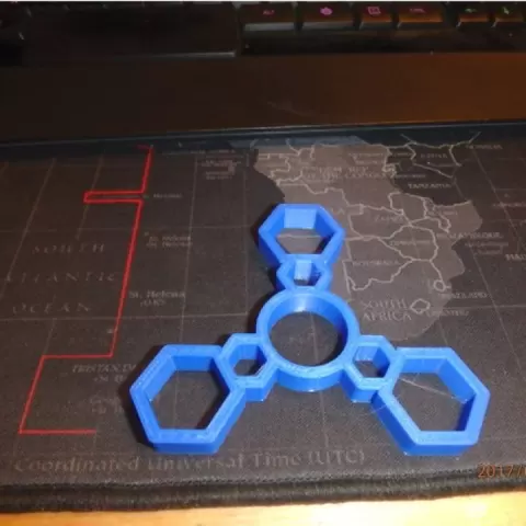 Fidget Nut Spinner - Wingnut2k #1 by James Robison