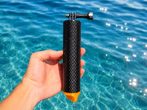Floating action cam handle