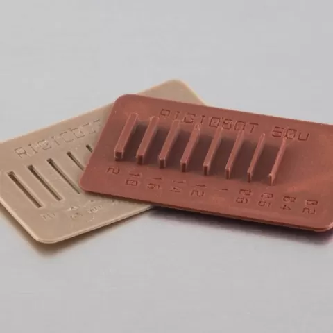 Wall / Gap Test Print v2 (Customizable) by Walter Hsiao