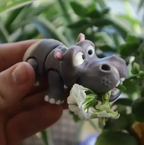 Biting Hippo