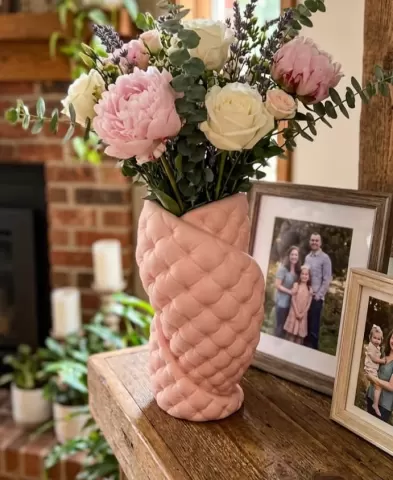 Quilted Tulip Vase STL | Puffy Coquette Flower Vase | Modern Farmhouse 3D Print Decor