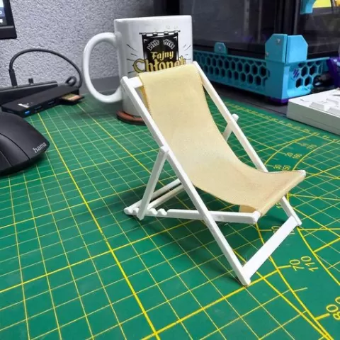 Miniature Deck Chair (1:10 Scale)