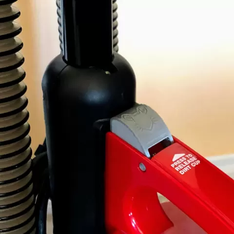 Dirt Devil - Button (dust bin lock) by Tinkerrific Com