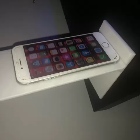 Simple Smartphone Stand by Oliver Cope