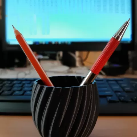 Twisted Cup Vase by Deva