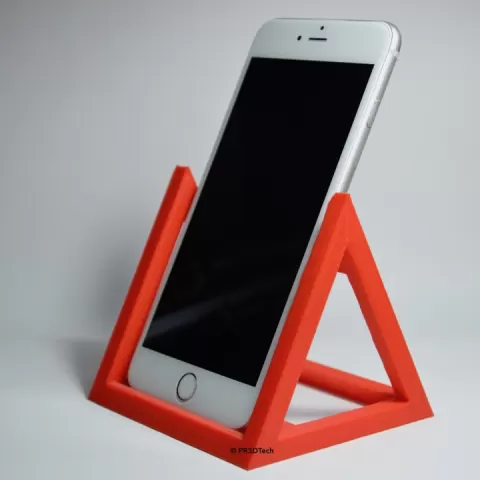 Docking station universale per smartphone by 3DPRintech