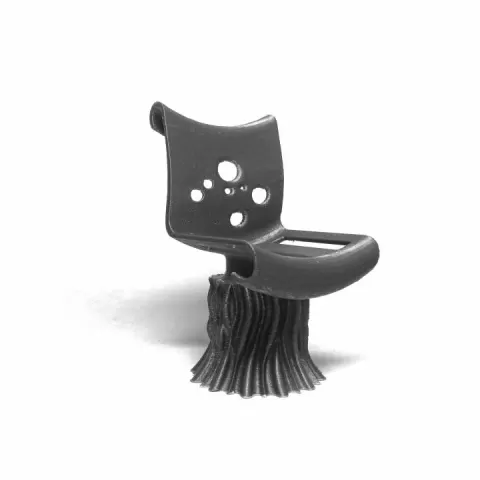 Chair by Nevik Yddor