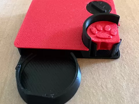 Portable Dog Feeder