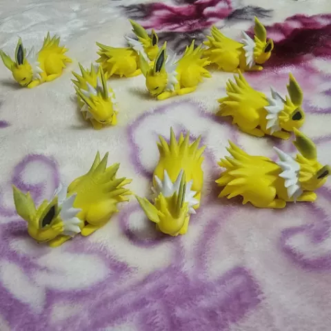 ⚡ Jolteon Sleeping - 3D Printable Figure