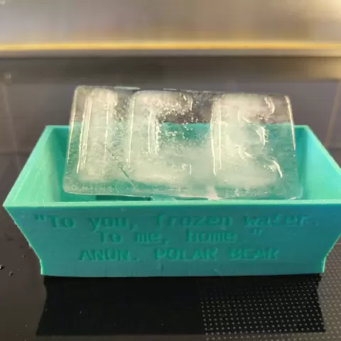 customisable ice cube mold by Mark Teese